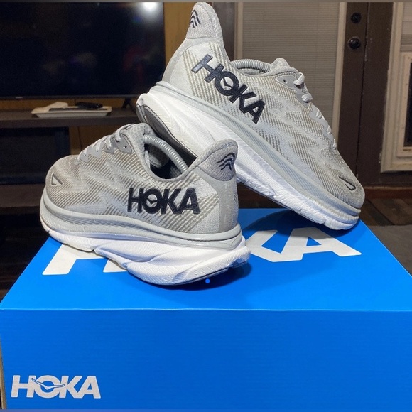 🟥🟥SOLD🟥🟥 10.5EE--HOKA Clifton 9 Men's WIDE "Harbor Mist" ULTRAPLUSH Run 1132210 - Picture 1 of 15